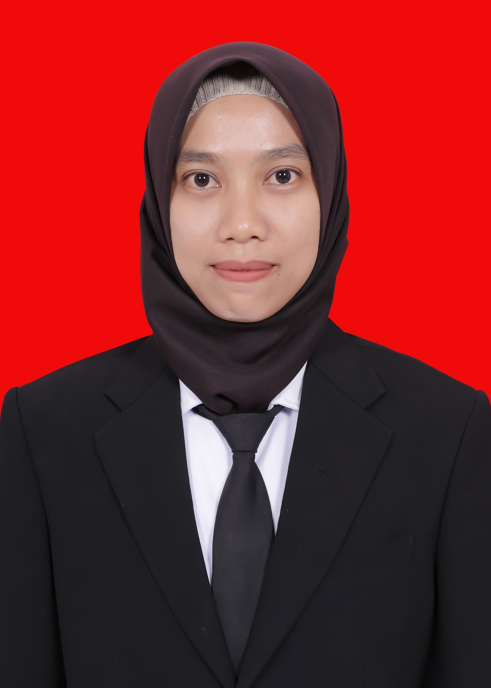 Mona Ari Santi, S.Pd.